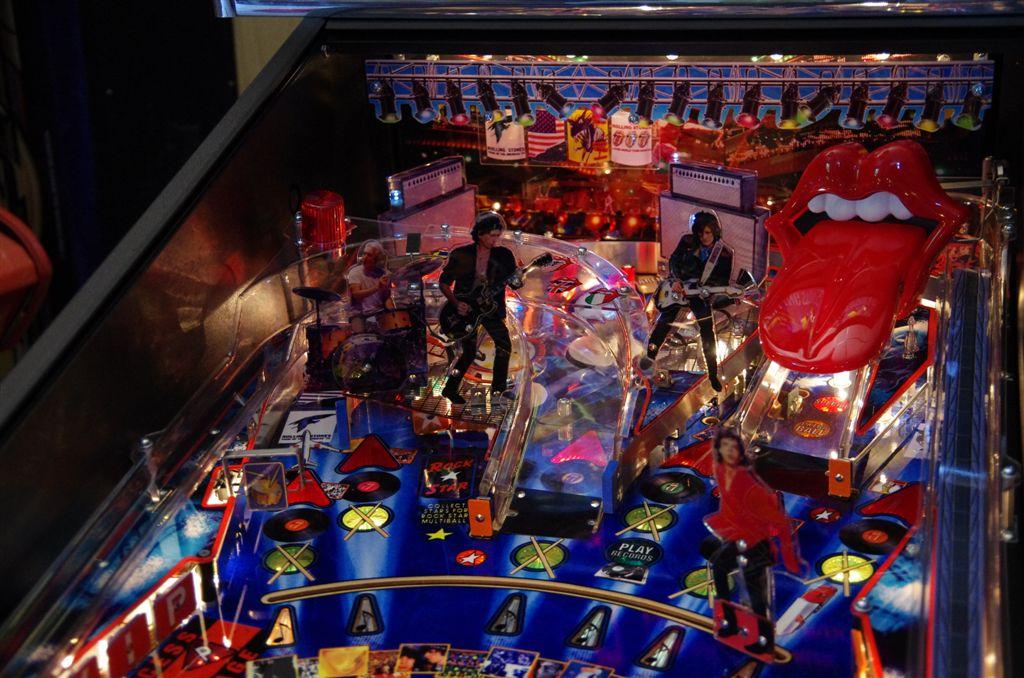 Flipper Rolling Stones